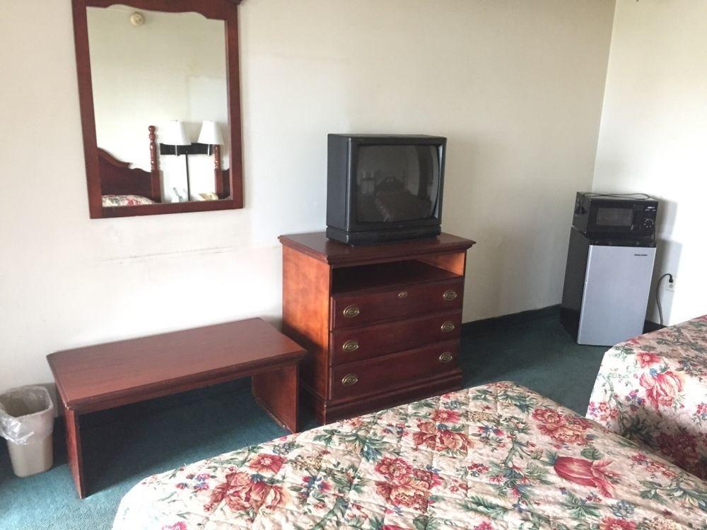 Rodeway Inn 迪克索 外观 照片