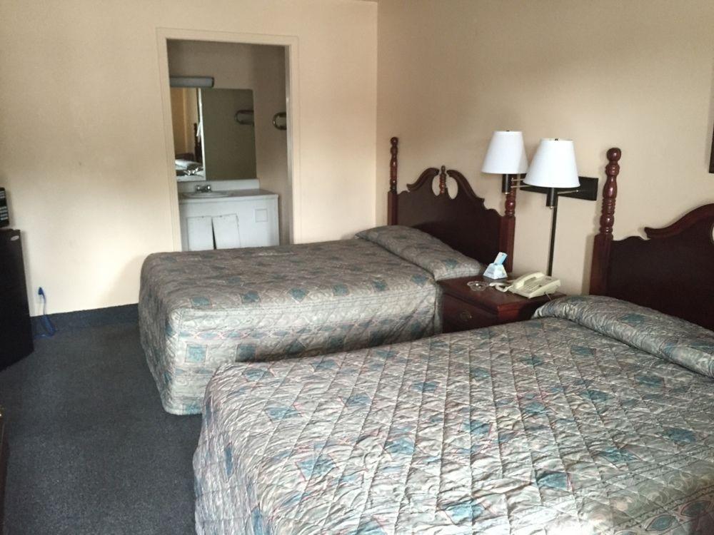 Rodeway Inn 迪克索 外观 照片