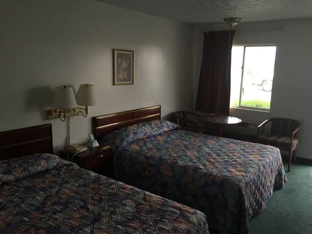 Rodeway Inn 迪克索 外观 照片